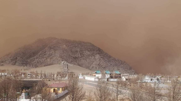УЛААНБААТАРТ 9 ХЭМИЙН ДУЛААН БАЙНА