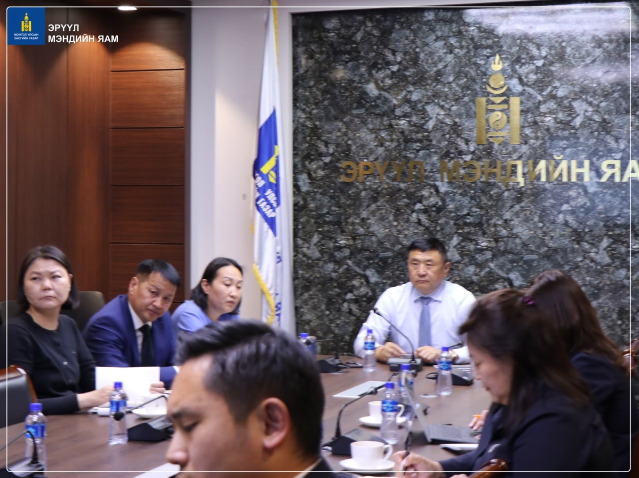 БҮХ ШАТНЫ ЭРҮҮЛ МЭНДИЙН БАЙГУУЛЛАГЫН УДИРДЛАГУУДАД ДАРААХ ҮҮРЭГ ЧИГЛЭЛИЙГ ӨГЛӨӨ