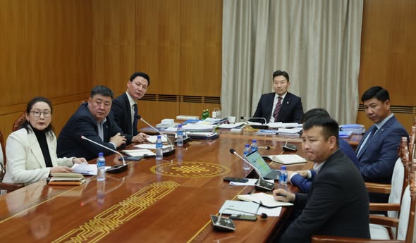 ӨВӨЛЖИЛТ ХҮНДЭРЧ ЭХЭЛСЭН АЙМГУУДАД УЛСЫН НӨӨЦӨӨС ӨВС ТЭЖЭЭЛ ХҮРГҮҮЛЖ, ИРЭХ САРД ГАЗАР ДЭЭР НЬ АЖИЛЛАНА