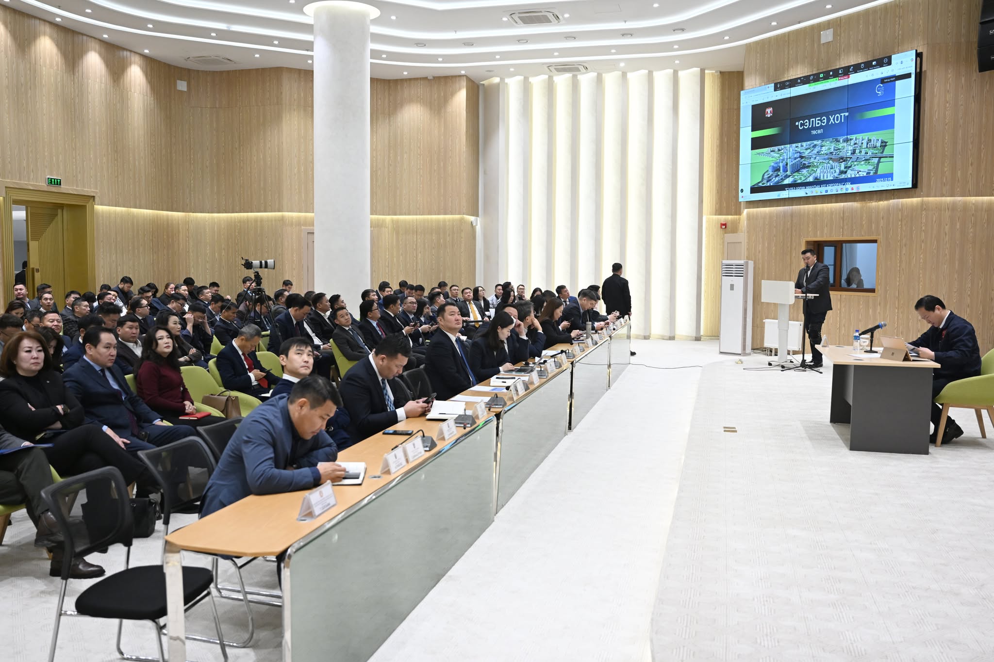 Сууц дулаалгын ажил 96 хувьтай үргэлжилж байна.